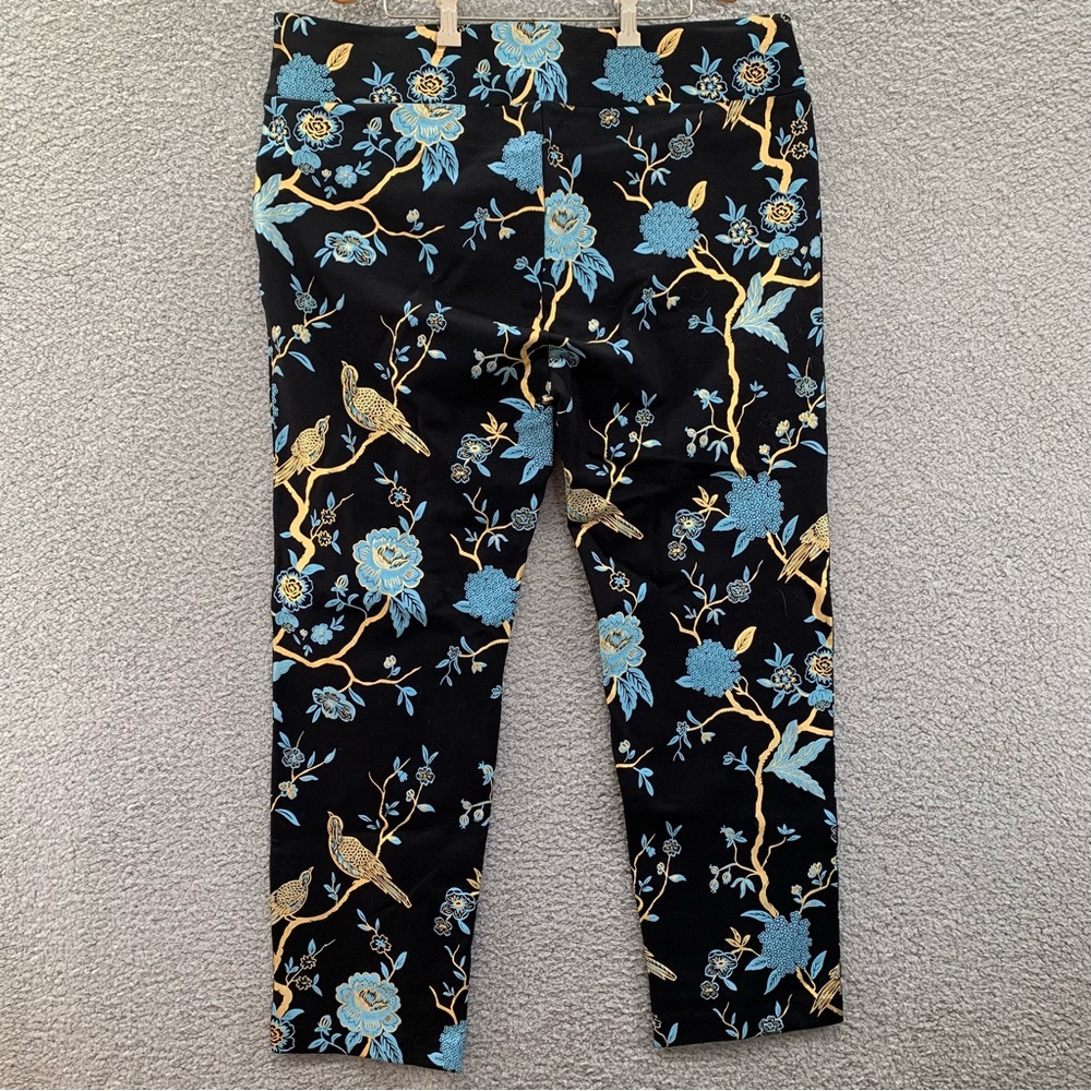 Soft Surroundings Black Cropped Floral & Bird Print Pants